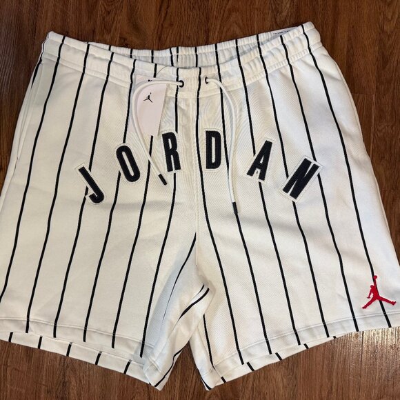 Jordan Brooklyn Diamond 45 Fleece Shorts Men's Color White Pin Stripe Size XXL